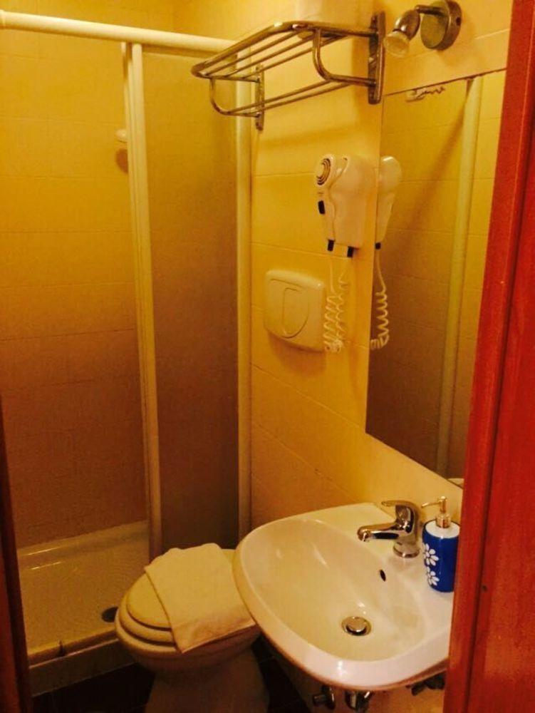 Zhihua Guest House Ρώμη Εξωτερικό φωτογραφία